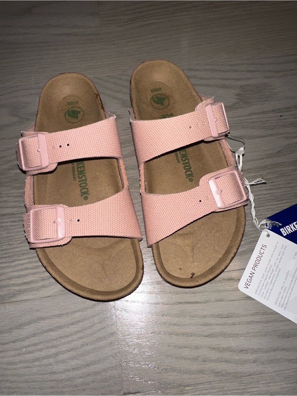 Birkenstock Arizona Vegan Sandals – Light Pink – Size EU 32 / Kids US 1 – NWT
